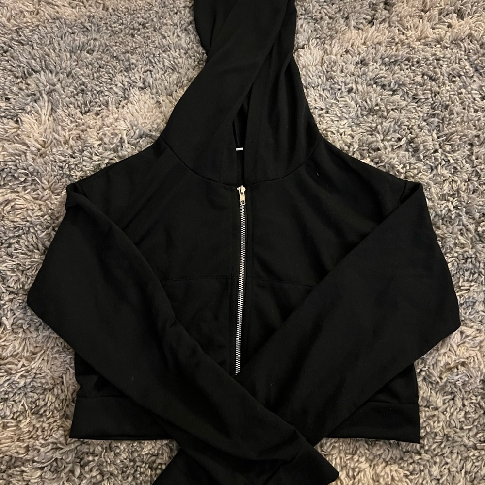 Cropped hooded jacket